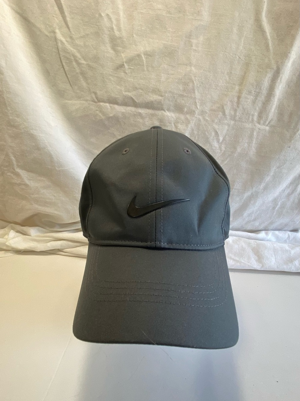 Nike Heritage86 Dri-Fit Adjustable Hat Grey with Metal Swoosh